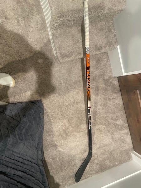 Junior Right Handed P28 Hzrdus PX Hockey Stick