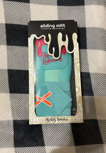 Aria Lambo Ice Cream Sliding Mitt