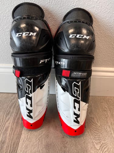 Used CCM Jetspeed FT475 Shin Pads