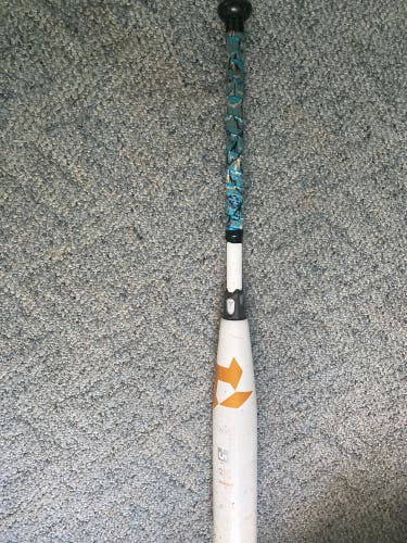 2022 Composite (-5) 26 oz 31" CF Zen Bat