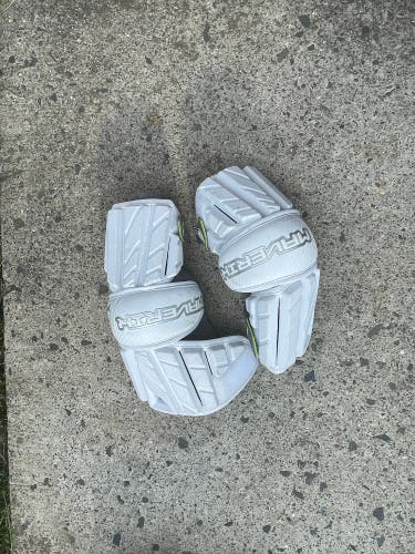 Maverick Arm Guards Large