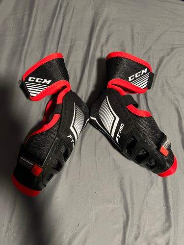Used Large CCM JetSpeed FT350 Elbow Pads