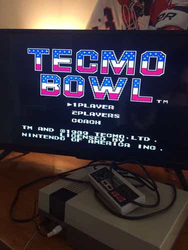 Used Nintendo NES - 2 controllers and Tecmo Bowl