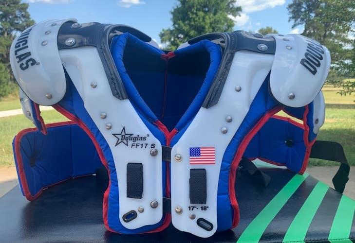 NEW Adult Small Douglas FF17-CANT Shoulder Pads