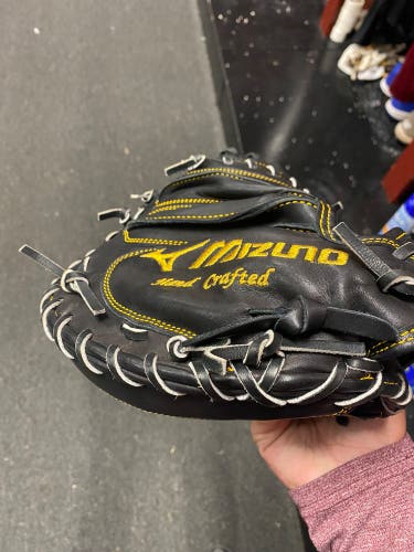 Catcher's 33.5" Pro Baseball Glove