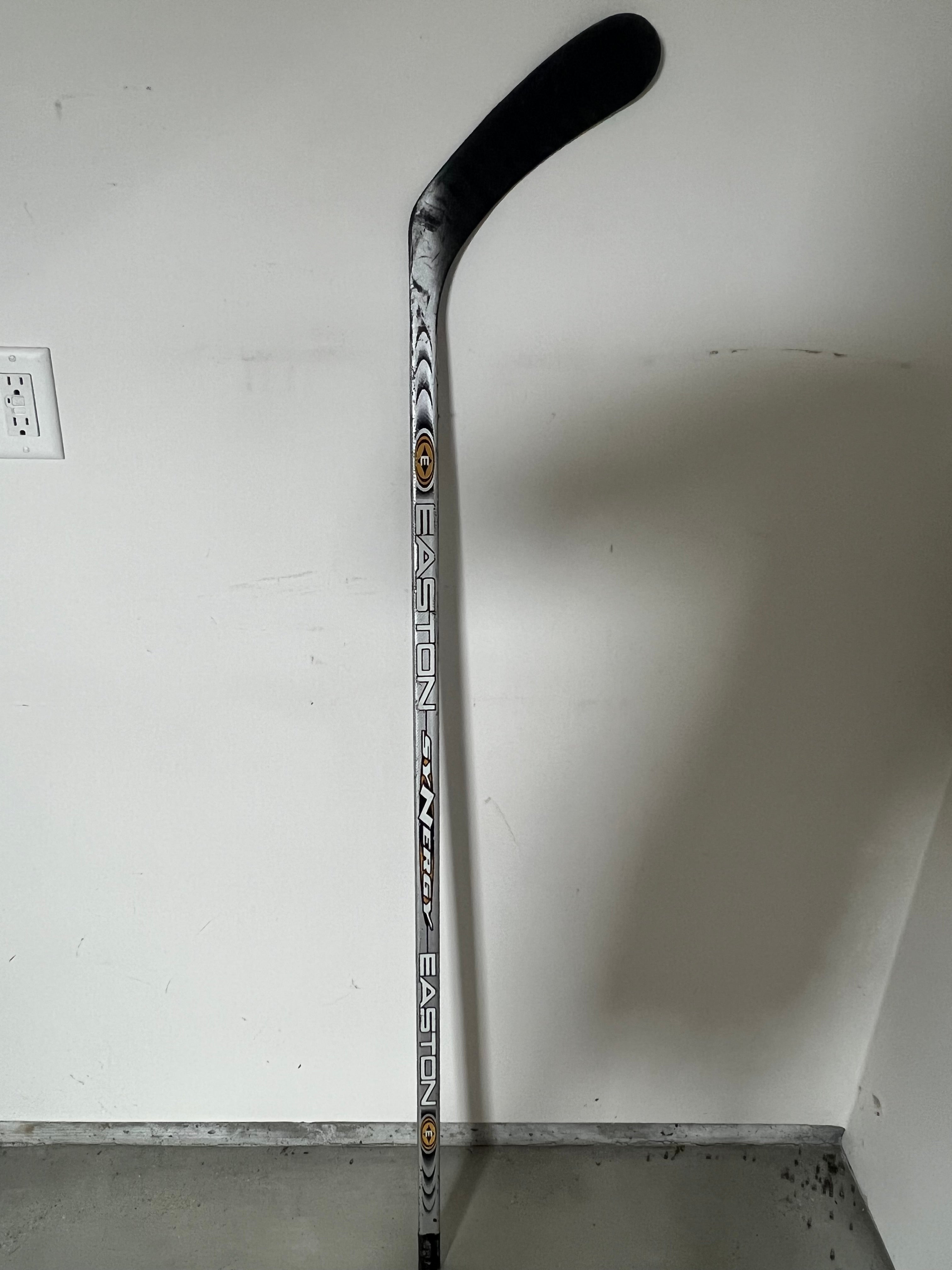 easton synergy hockey stick silver