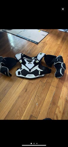 Used Medium STX Cell V Shoulder Pads