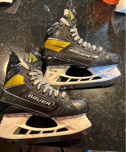 Used Bauer Senior Size 7.5 F1 Supreme UltraSonic Hockey Skates