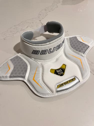 Bauer Supreme goalie neck guard