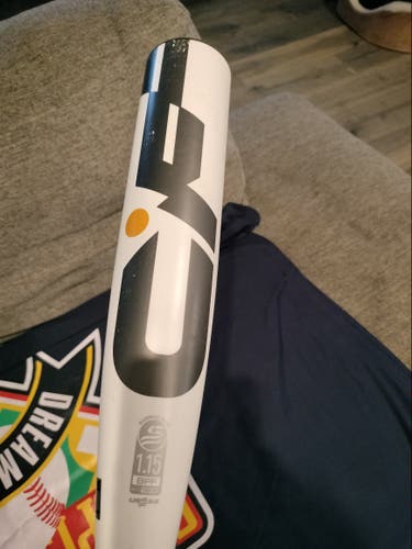 Used USSSA Certified 2022 DeMarini Composite CF Zen Bat (-10) 19 oz 29"