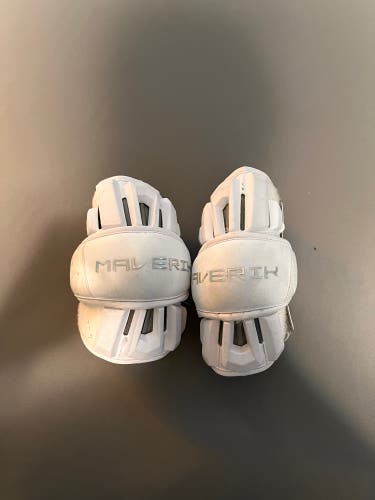 Used Large Maverik Max Arm Pads
