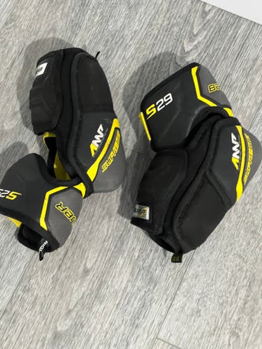 Used Bauer Supreme s29 Elbow Pads
