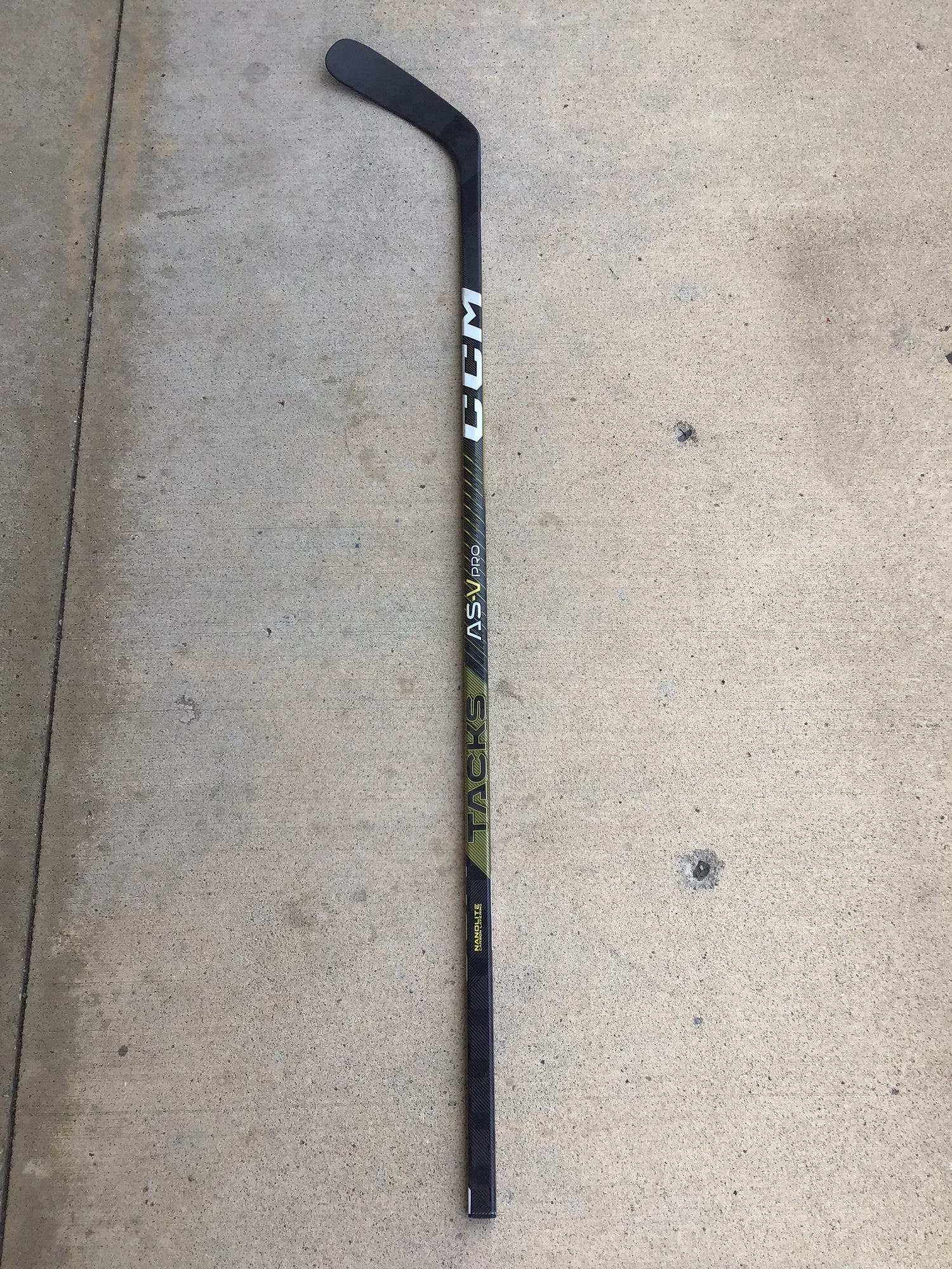 Used CCM Super Tacks AS-V Pro Stick Senior P29-85-LH | SidelineSwap