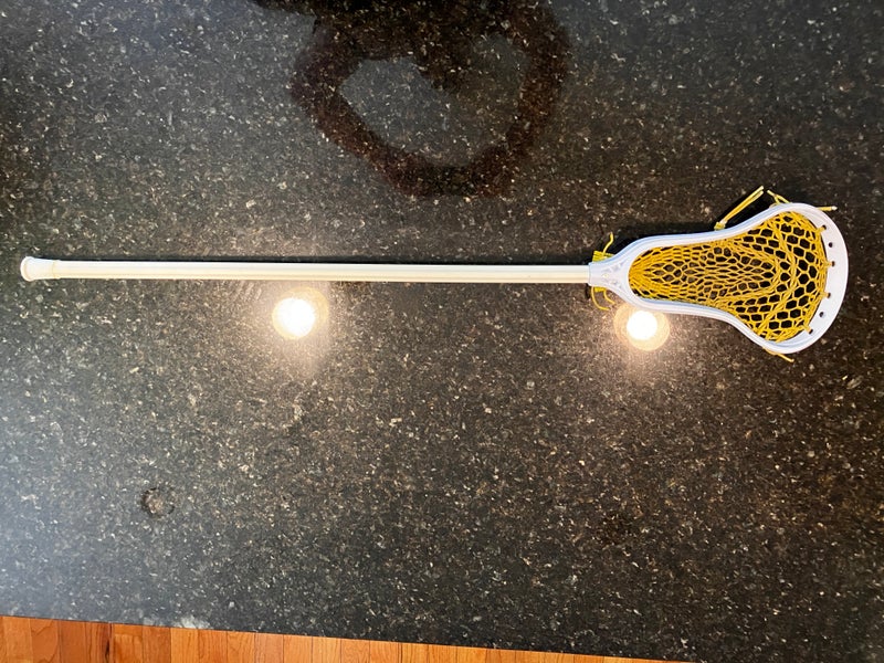 Used StringKing Mark 2 Offense Womens Complete Stick
