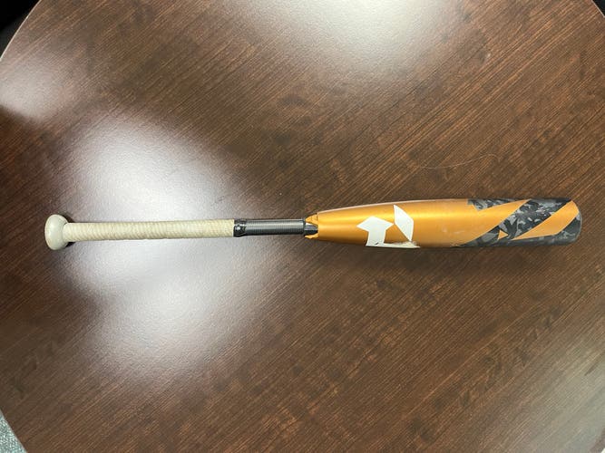 DeMarini (-10) 28 oz 28" Zoa Bat