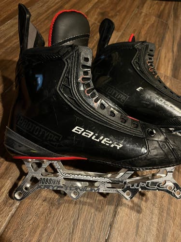 RARE BAUER PROTOTYPE HYPERLITE SKATES