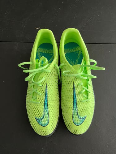 Nike Phantom GT Academy FG Soccer Boots