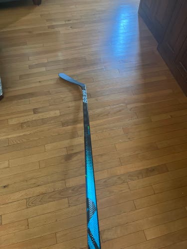 Senior Left Hand P92 Pro Stock Nexus Geo Hockey Stick