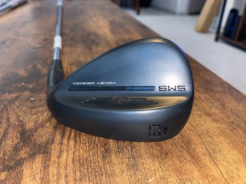 NEW Men's Right Handed Titleist Vokey SM9 60 Degree Wedge