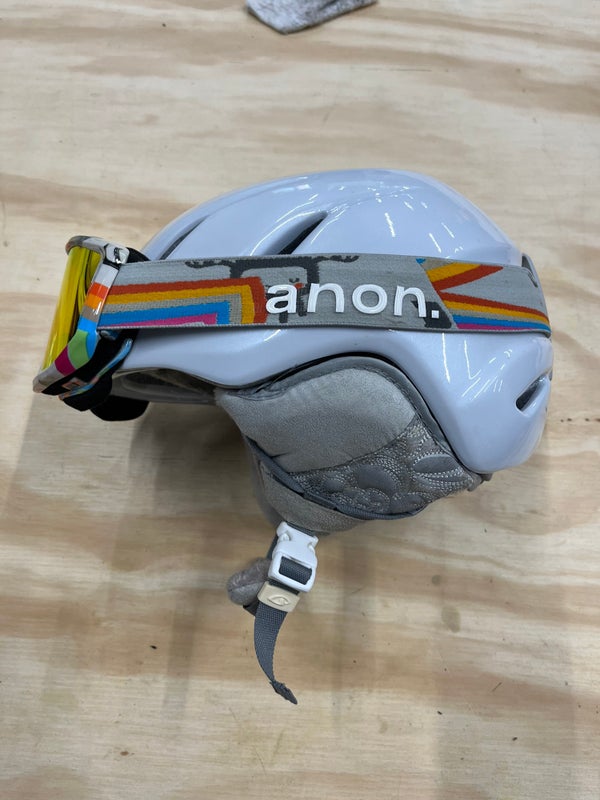 Used Giro Era / Anon Snowboard ski helmet goggle combo