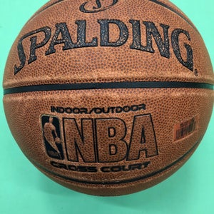 Used Men's Spalding Cross Court (Indoor/Outdoor) Basketball