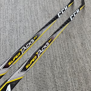 2 PACK CCM Super Tacks 2.0 Grip LH Pro Stock Hockey Stick 90 Flex #7 (3916)