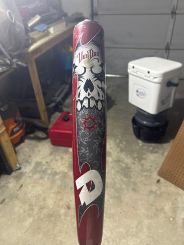 2013 Alloy (-5) 28 oz 33" Voodoo Overlord Bat