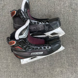 Used Bauer Regular Width  Size 7.5 Vapor X700 Hockey Goalie Skates