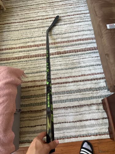 Senior Right Handed P92  Ag5nt Hockey Stick
