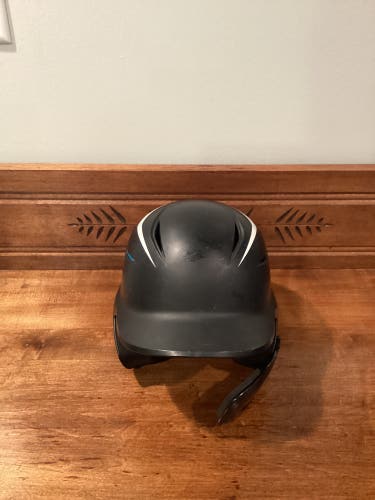 Used Small / Medium Easton Elite X Batting Helmet