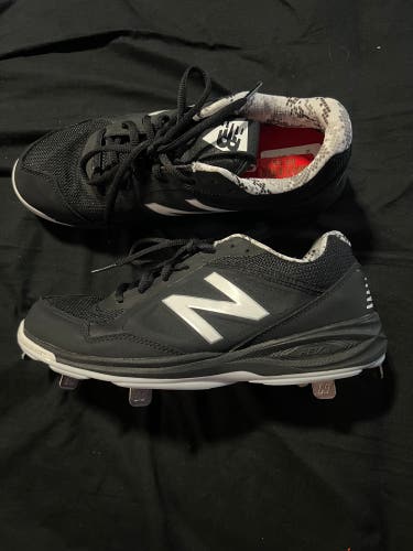 New Balance Baseball Cleats Tupelo V1 Size 7