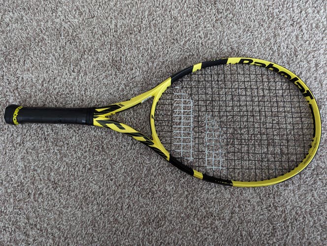 Like New Babolat Pure Aero Jr 25" Graphite Tennis Racquet