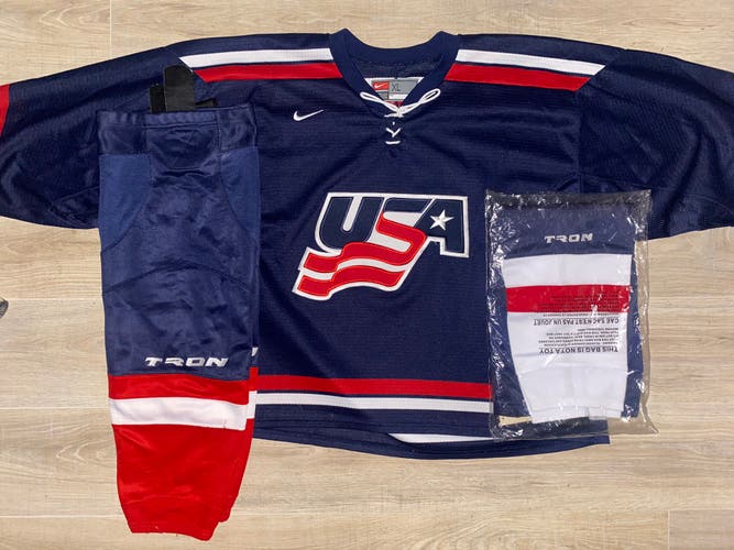 USA Nike XL Hockey Jerseys with Socks