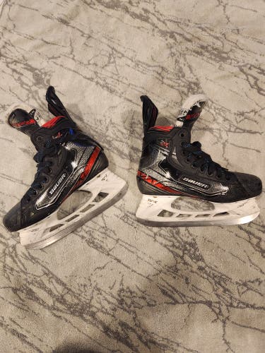 Intermediate Used Bauer Vapor 2X Hockey Skates Wide Width Size 4.5