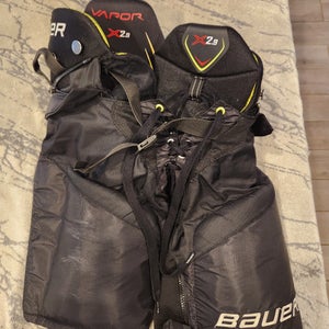 Junior Used Small Bauer Vapor X2.9 Hockey Pants