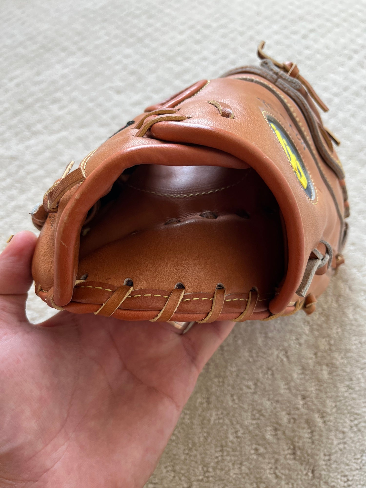 New Rare Wilson A2000 First Base Mitt A2800 Japan Made 90