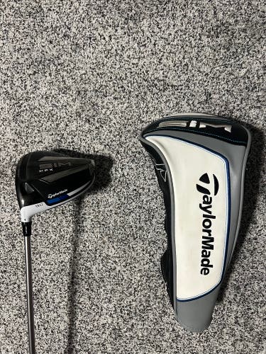 Men's Left Hand 9* Loft SIM Max Driver with Kuro Kage 5th Gen Silver 60g Regular Flex Driver Shaft