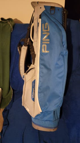 Used Unisex Ping Hoofer Lite Bag