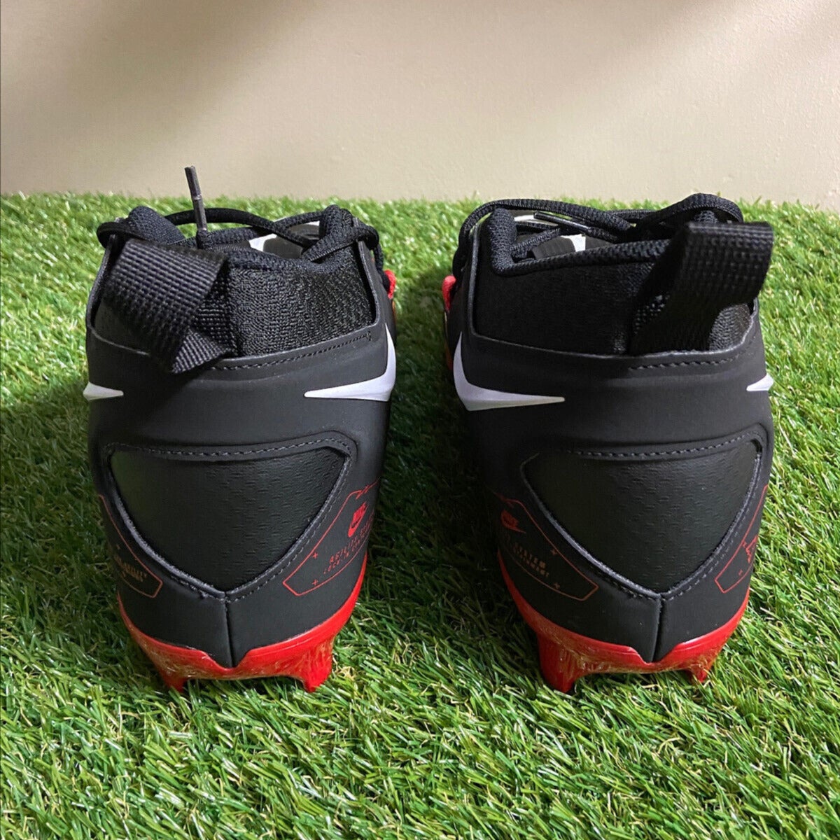 Nike Alpha Menace Pro 3 Football Cleats Mens Size 13.5 Black  display picture 2