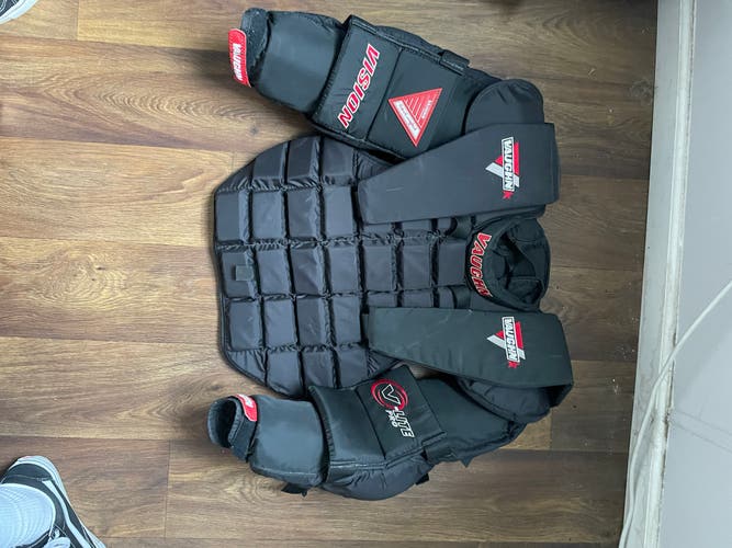 Used Small Vaughn  V lite pro Goalie Chest Protector