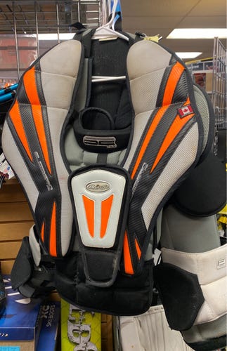 Brian's Subzero pro 2 sub zero Used Medium Senior Goalie Chest Protector