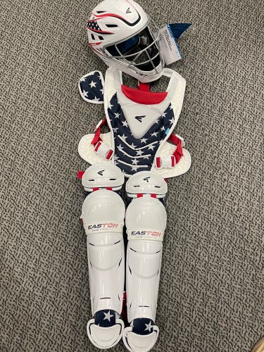 NEW OUT OF BOX Easton Jen Schiro Small Stars and Stripes catch kit