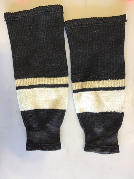 Black Used Small  Socks Youth 20”