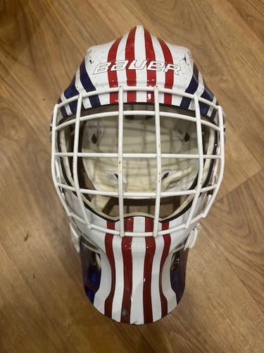 Bauer NME Street Youth Mask Red White and Blue - USED Size 6 - 7 1/8
