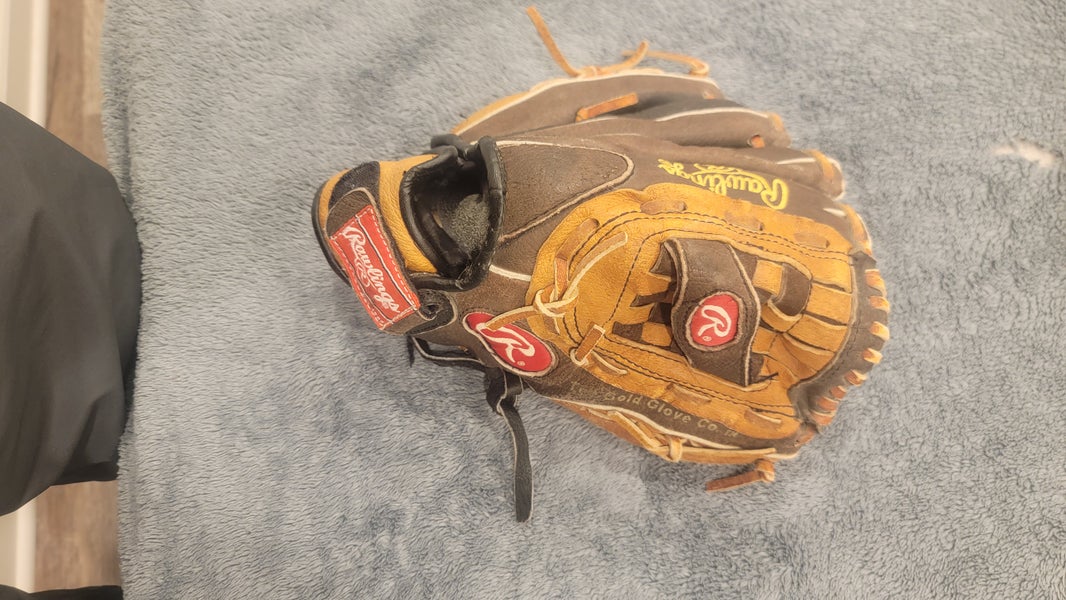 Used Rawlings Right Hand Throw Infield RBG70 Baseball Glove 11 |  SidelineSwap