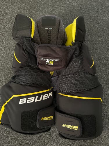Used Medium Bauer Supreme 2S Pro Girdle
