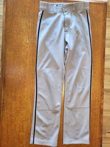 Gray w/black pin stripe Unisex Youth Used Large Easton Game Pants