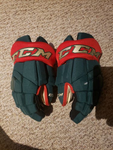 13" CCM HGTKPP Gloves (MIN Wild)