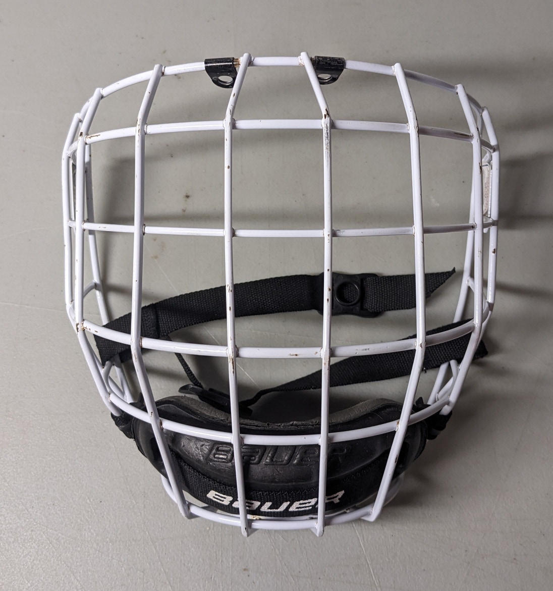 Used Medium Bauer Profile II Facemask Full Cage