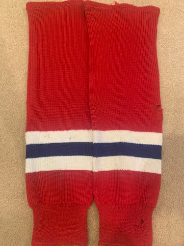 Red Used   Socks